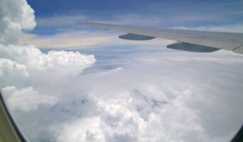 Авиаперелет с пересадкой: за и против