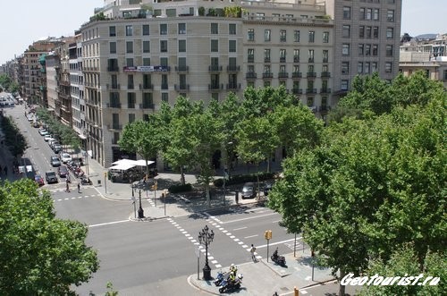 Отель Actual в Барселоне, вид из окна