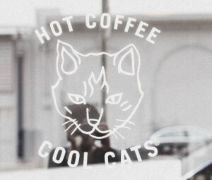 Путешествие в кафе с кошками