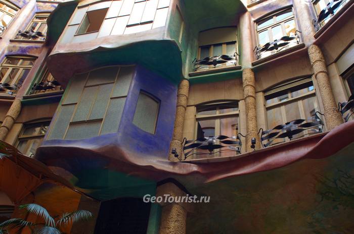 Casa Mila (внутренний дворик)