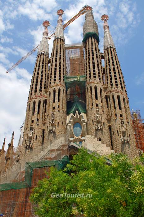 Гауди в Барселоне - La Sagrada Familia (Саграда Фамилия)